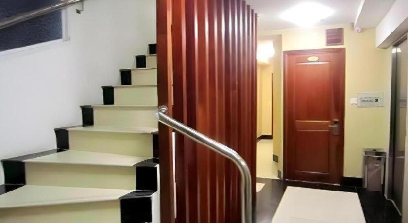 An đông Center 3*